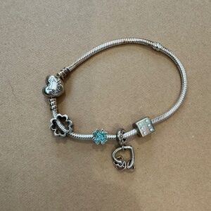 Pandora bracelt with charms